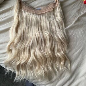 Cream Wavy Hair Extension with Volume and Length